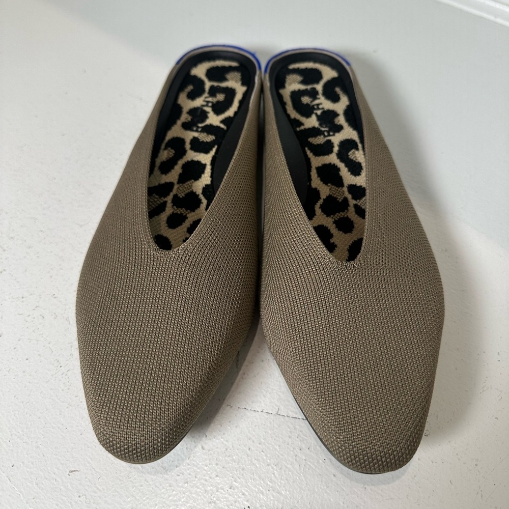 Rothy’s Women’s Flats Size 9 Beige Pointed Toe Knit Slip On Sustainable Shoes - Picture 3 of 8